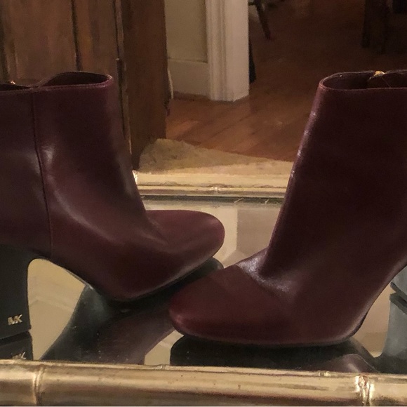 Michael Kors ankle boots by purchased by me. Comfy, soft leather, - Picture 10 of 12